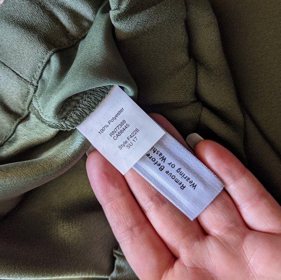 Madewell Green Scalloped Silky Shorts - Picture 5 of 5